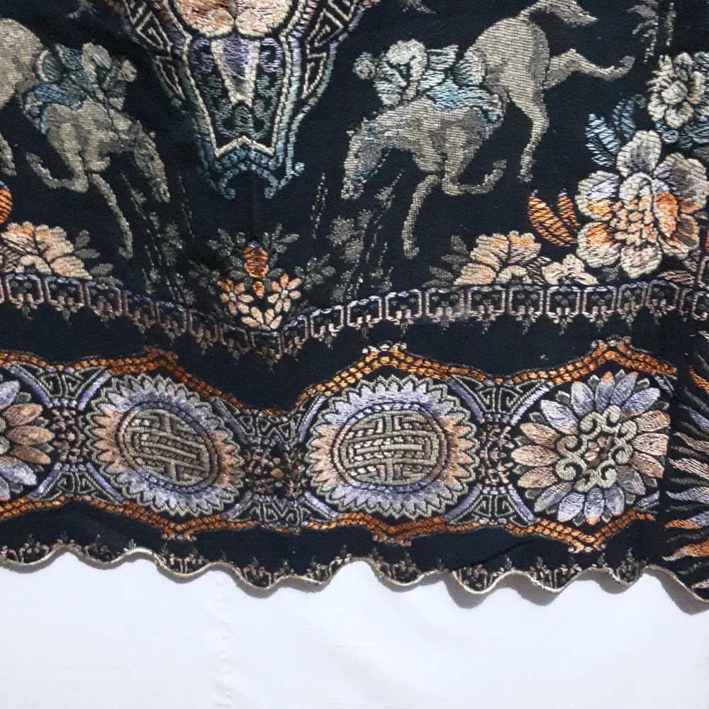 THE UNBRANDED BRAND Vintage‎ Woven Piano Ornate Black and Gold Tapestry